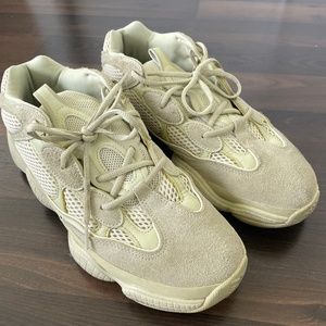 Yeezy 500 Moon Rock